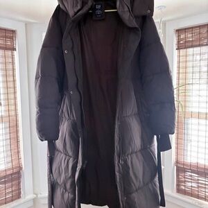 GAP Quilted Puffer Coat in Dark Brown